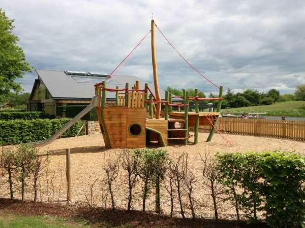 Beal Cosy Dreams Lodge מראה חיצוני תמונה